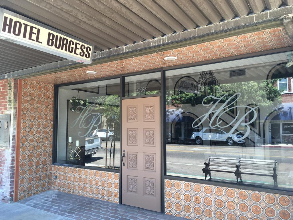 Hotel Burgess Reedley エクステリア 写真